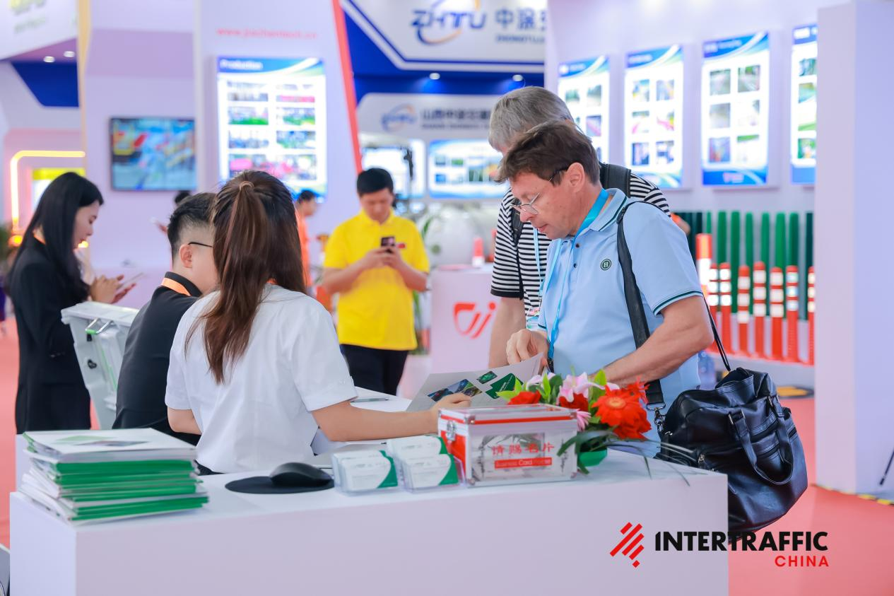 智慧照明在智慧城市与交通建设中扮演着怎样的角色？