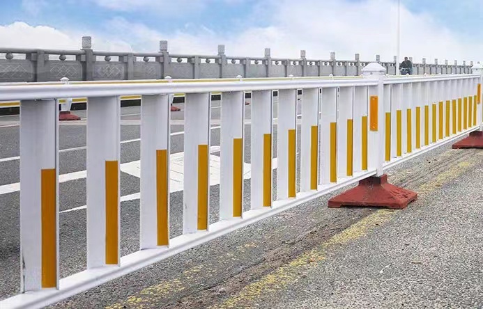 国际交通展|如何选择交通道路护栏? 