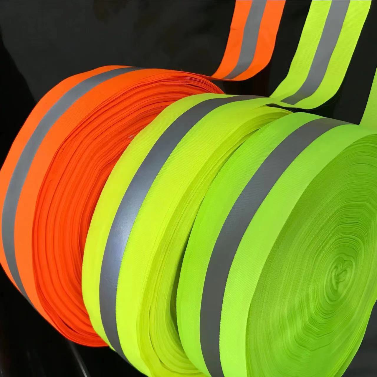 道路交通安全展|浅谈反光材料的应用